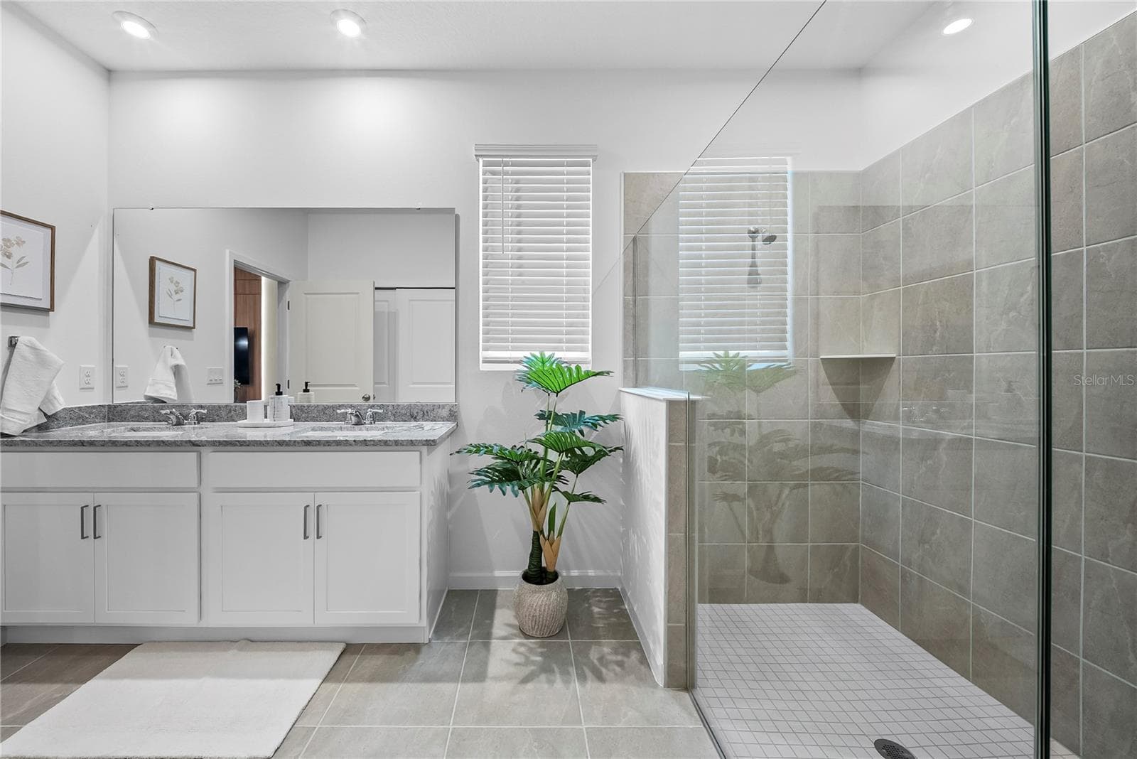 Single Family Residence at 2312 DISTANT SUN TRL, KISSIMMEE, photo 18 of 56