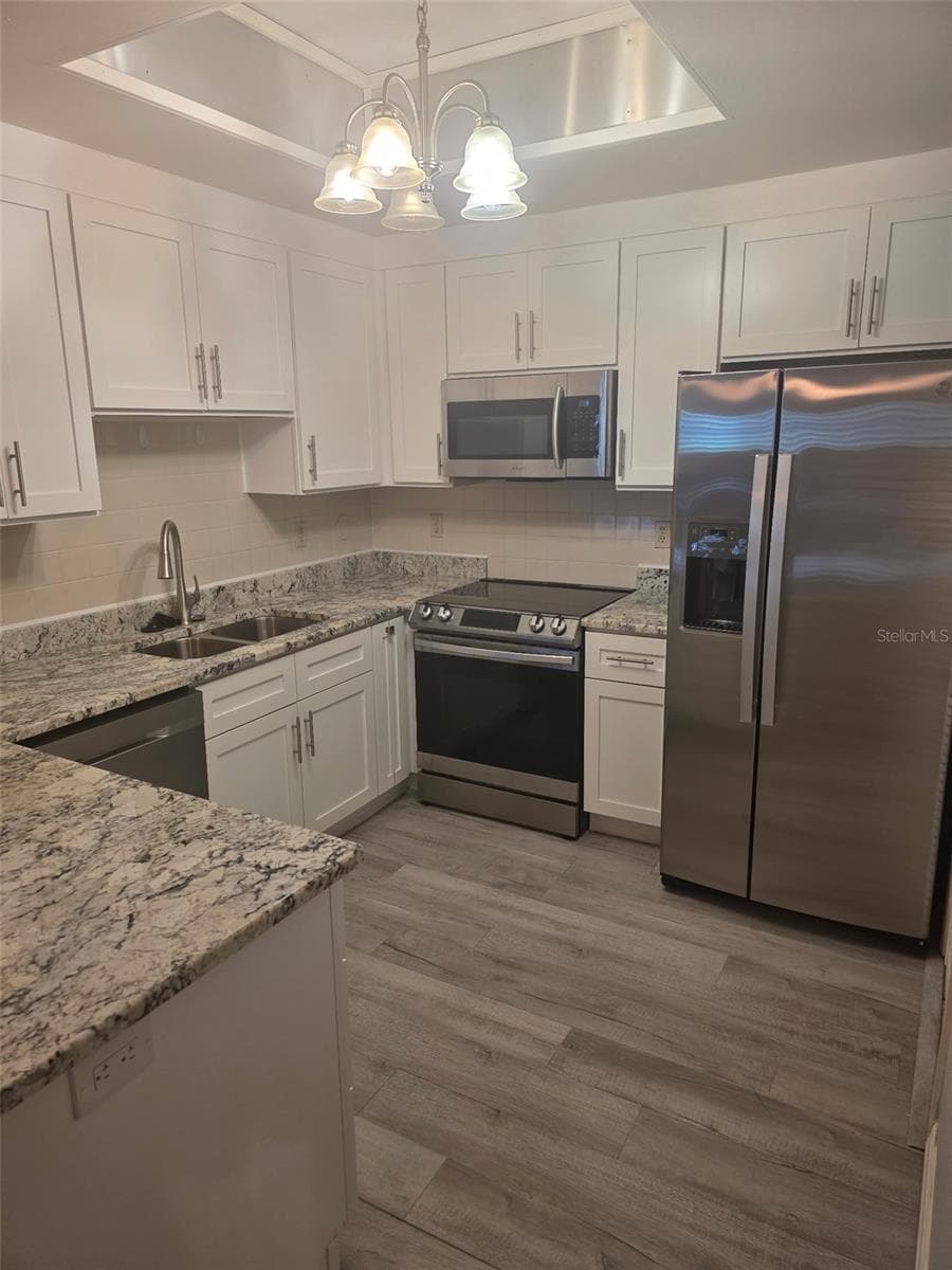 Condominium at 8350 SAVANNAH TRACE CIR #102, TAMPA, photo 3 of 105