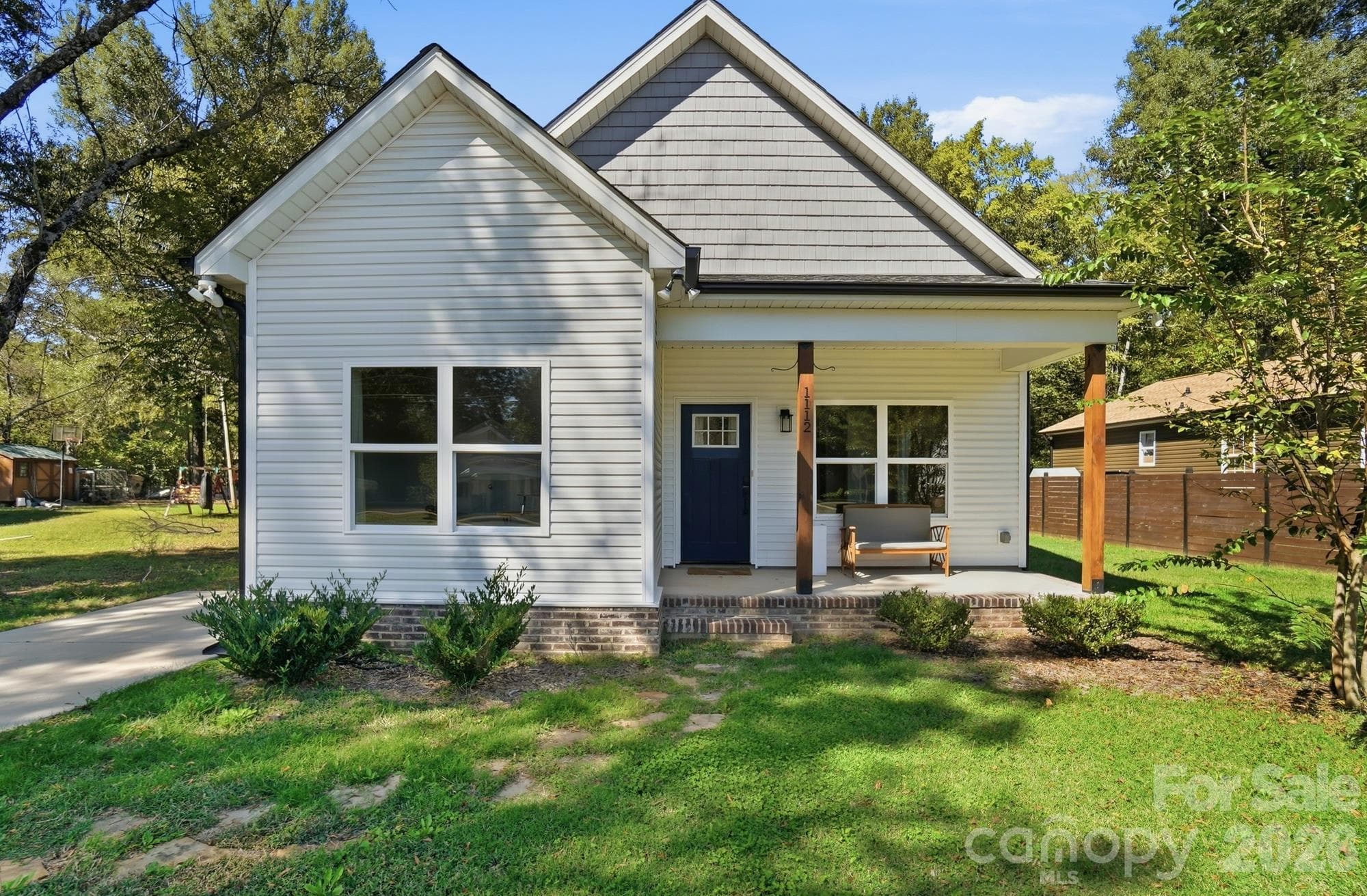 1112 Crawford Road