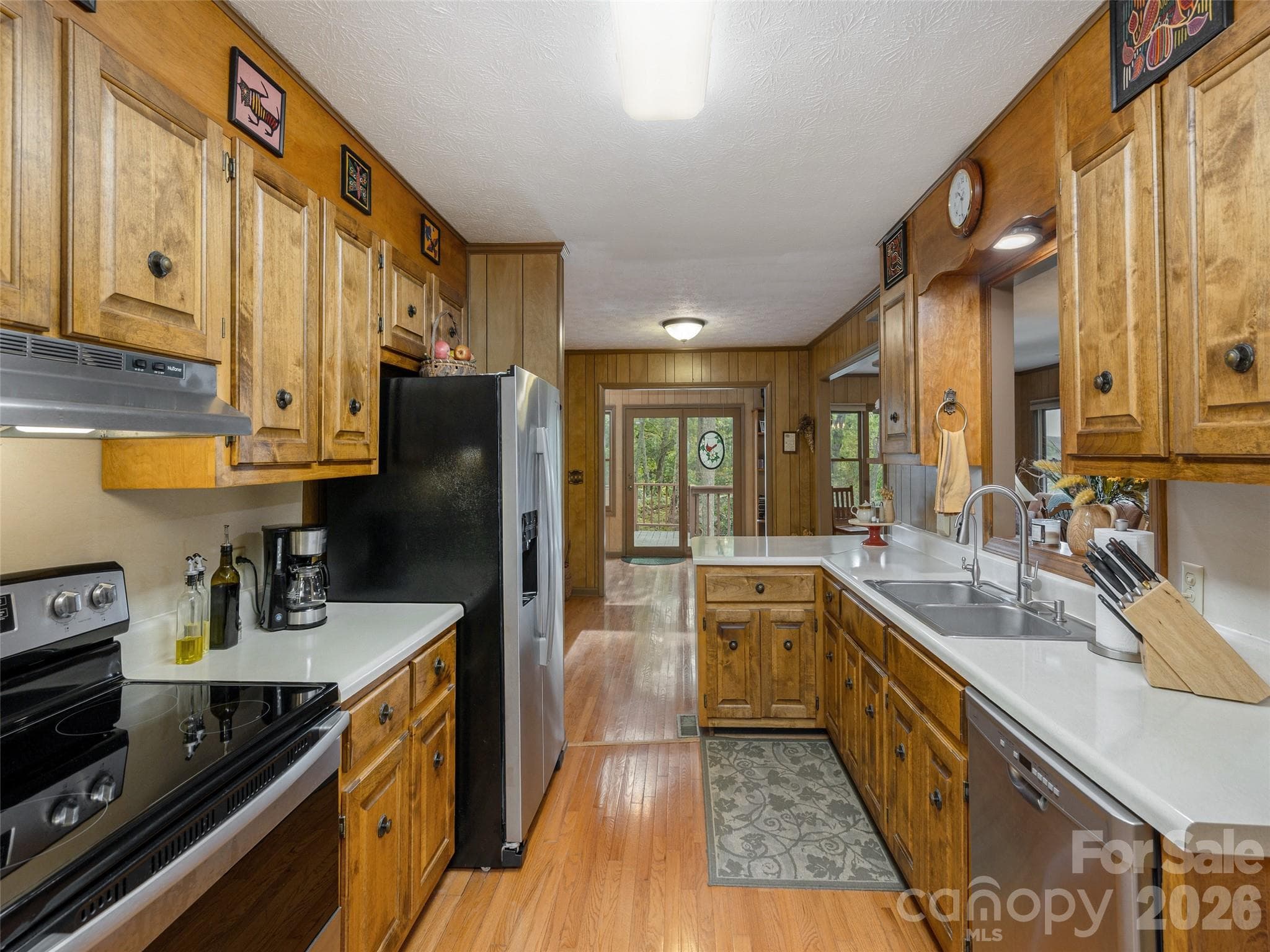 Single Family Residence at 206 Skyland Acres Road, Saluda, photo 13 of 41