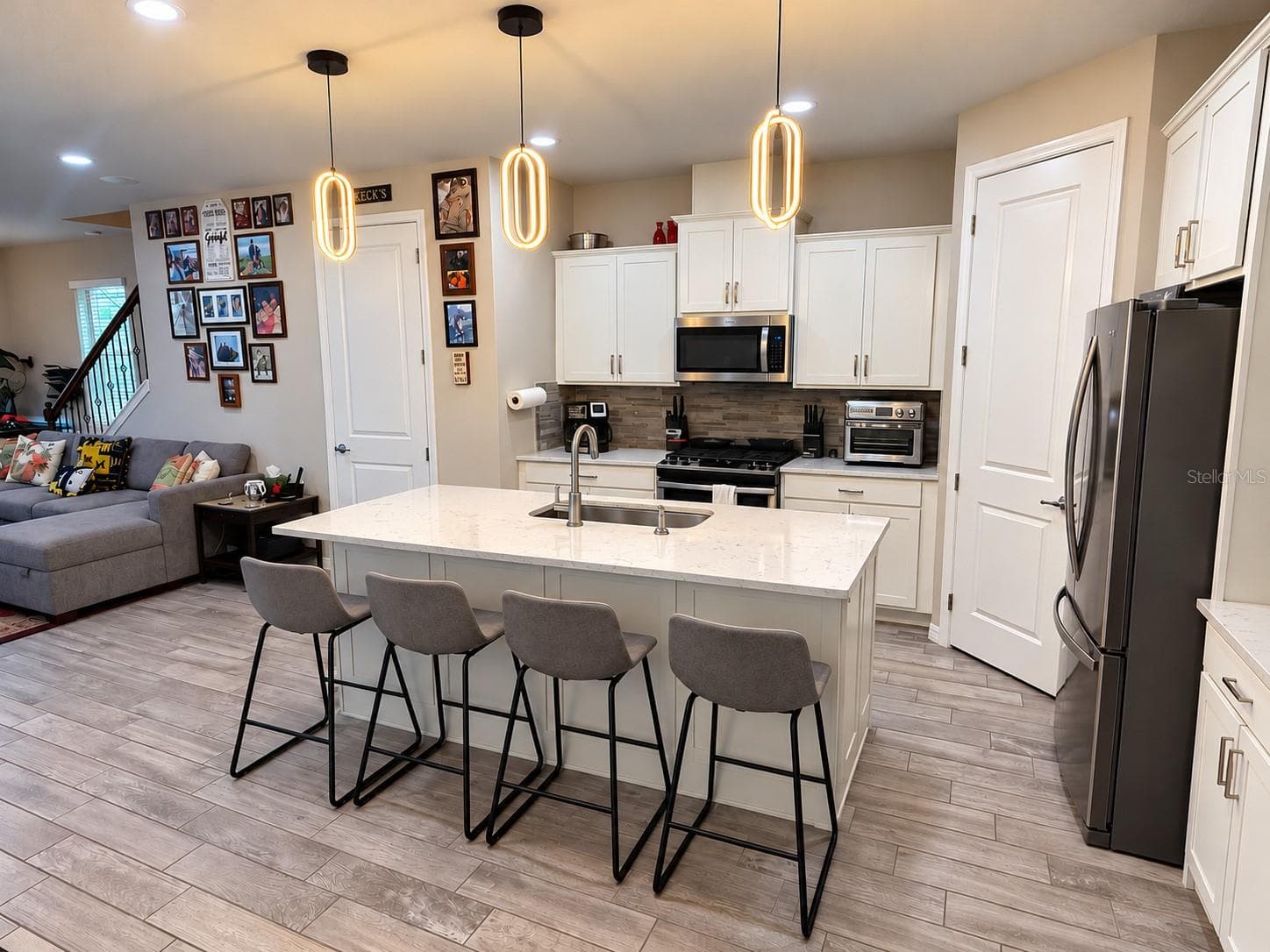 Single Family Residence at 11861 BLAMEY TRL, ODESSA, photo 3 of 61
