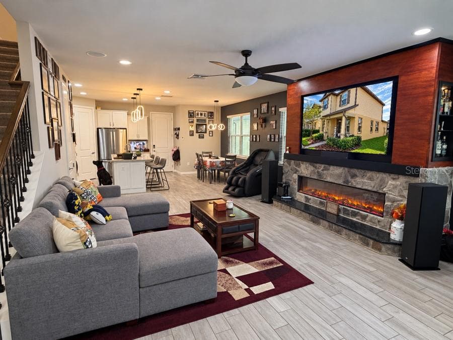 Single Family Residence at 11861 BLAMEY TRL, ODESSA, photo 12 of 61