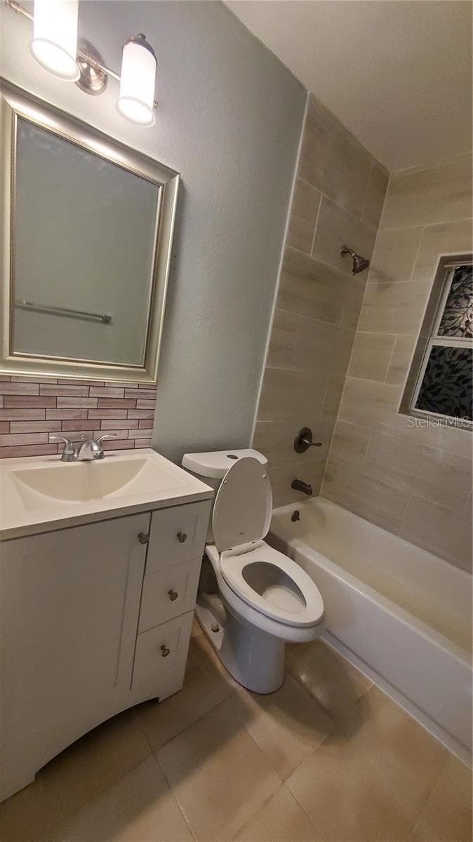 Single Family Residence at 1034 16TH AVE S, ST PETERSBURG, photo 6 of 24