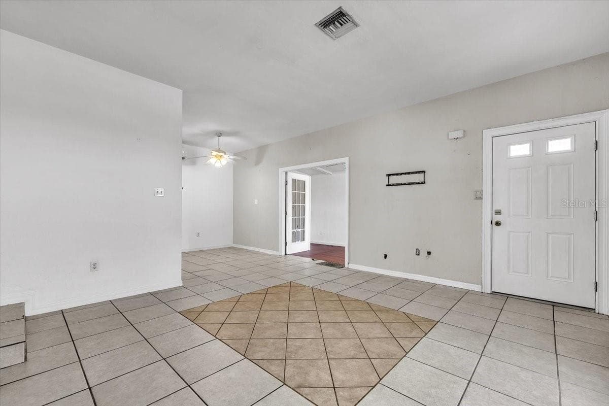Single Family Residence at 22127 FELTON AVE, PORT CHARLOTTE, photo 5 of 39