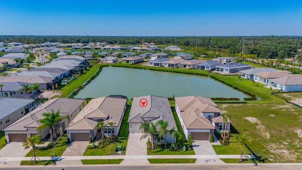 Single Family Residence at 32643 NEROLI ST, WESLEY CHAPEL, photo 2 of 46