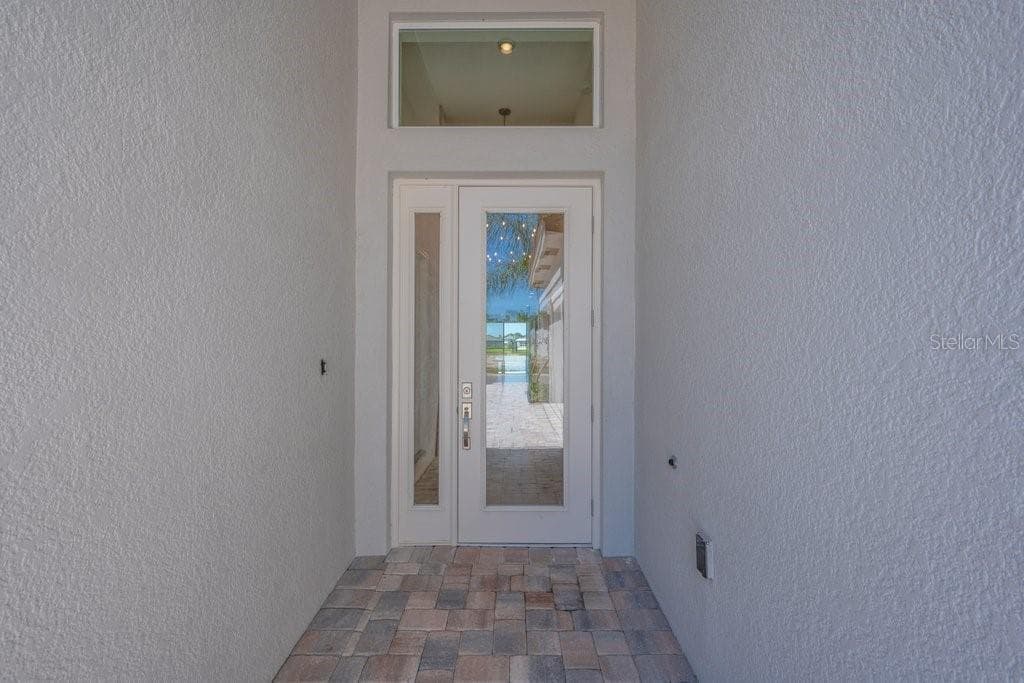 Single Family Residence at 32643 NEROLI ST, WESLEY CHAPEL, photo 6 of 46