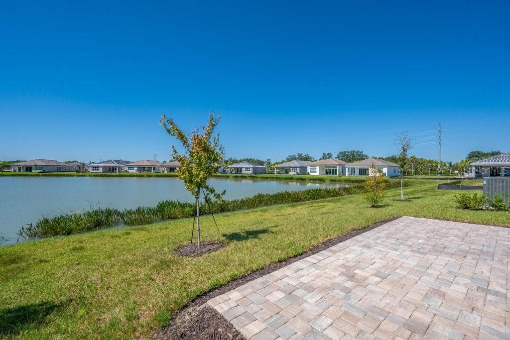Single Family Residence at 32643 NEROLI ST, WESLEY CHAPEL, photo 32 of 46