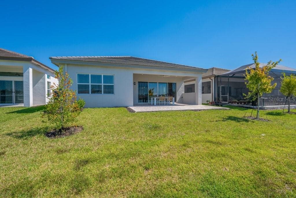 Single Family Residence at 32643 NEROLI ST, WESLEY CHAPEL, photo 37 of 46