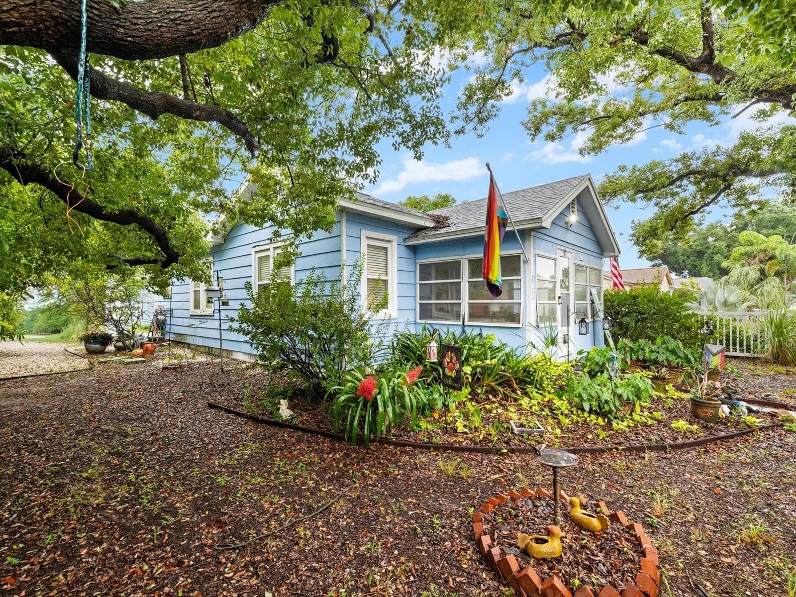 Single Family Residence at 3700 2ND AVE N, ST PETERSBURG, photo 23 of 30