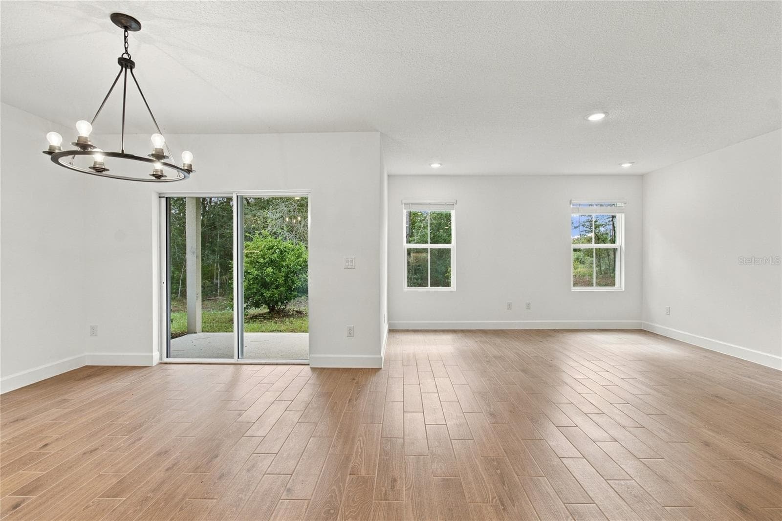 Single Family Residence at 542 DANE PL, DUNNELLON, photo 9 of 25