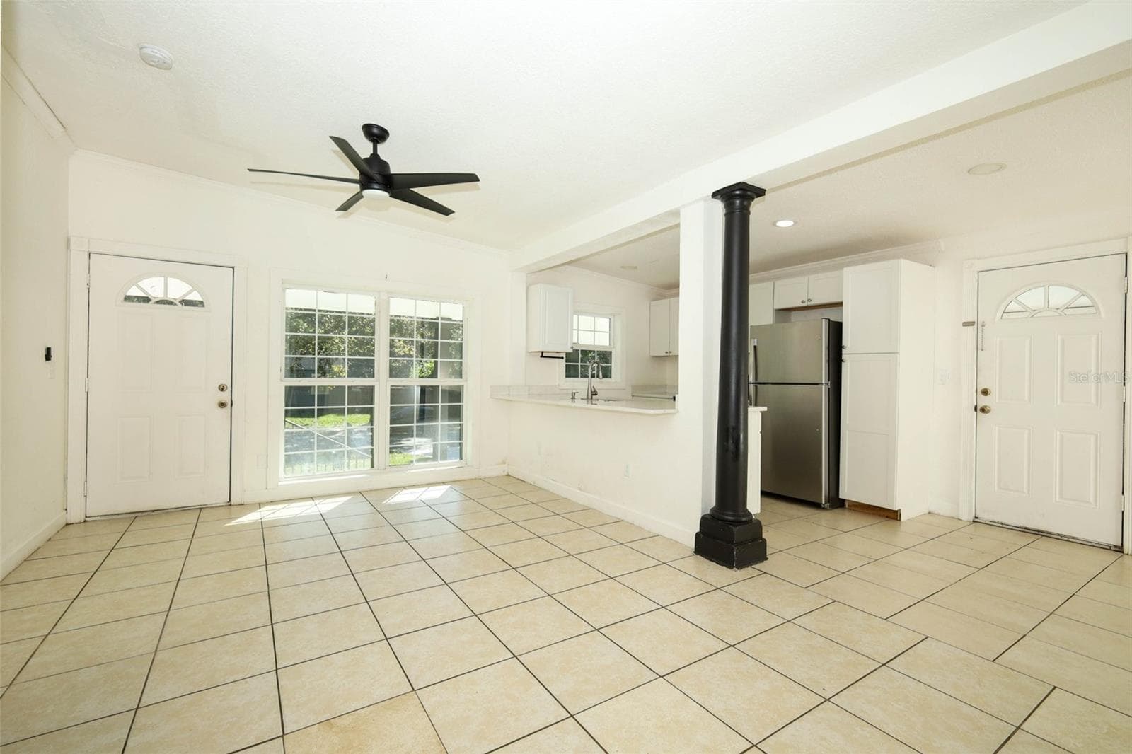 living room - 7614 BELL BLVD, ORLANDO