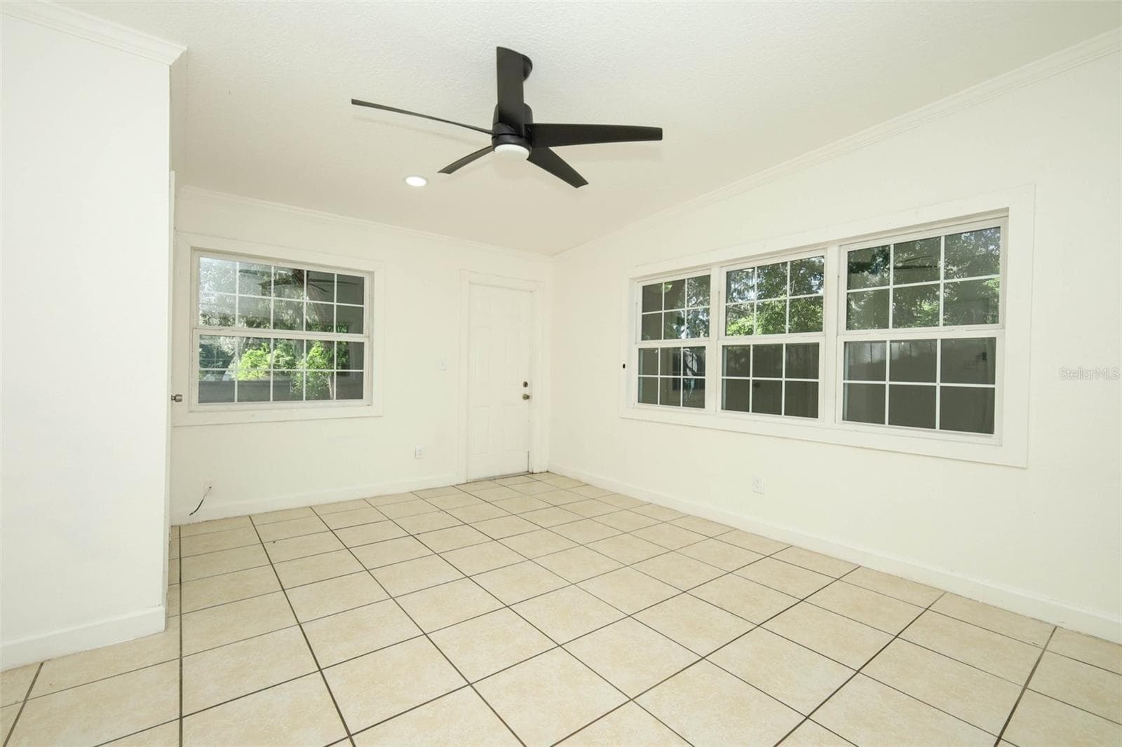 family room - 7614 BELL BLVD, ORLANDO