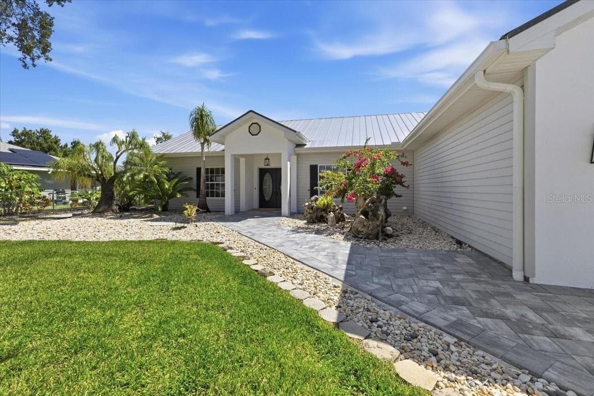 Single Family Residence at 7376 MEMORIAL DR, PORT CHARLOTTE, photo 3 of 63