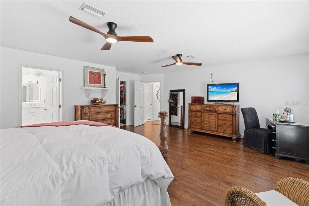 Single Family Residence at 7376 MEMORIAL DR, PORT CHARLOTTE, photo 26 of 63