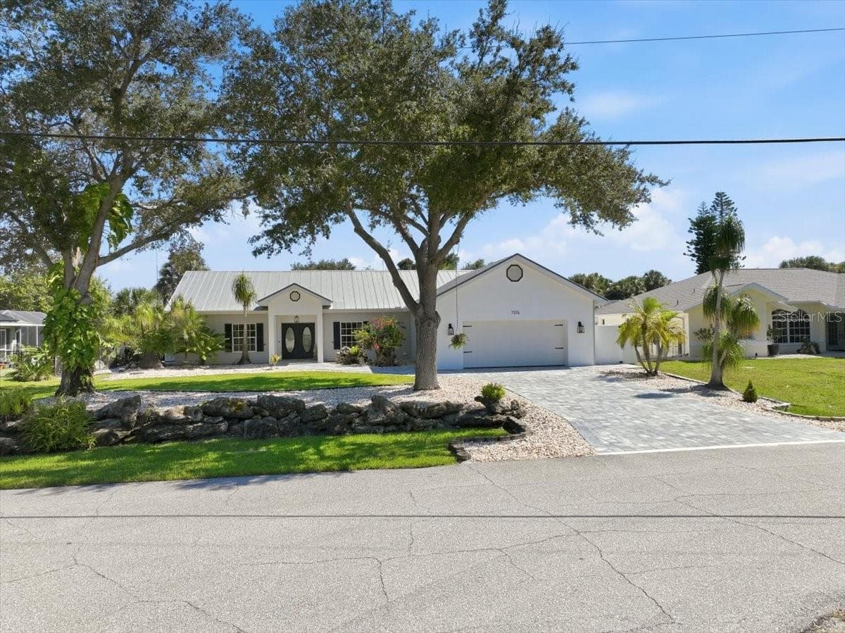 Single Family Residence at 7376 MEMORIAL DR, PORT CHARLOTTE, photo 58 of 63