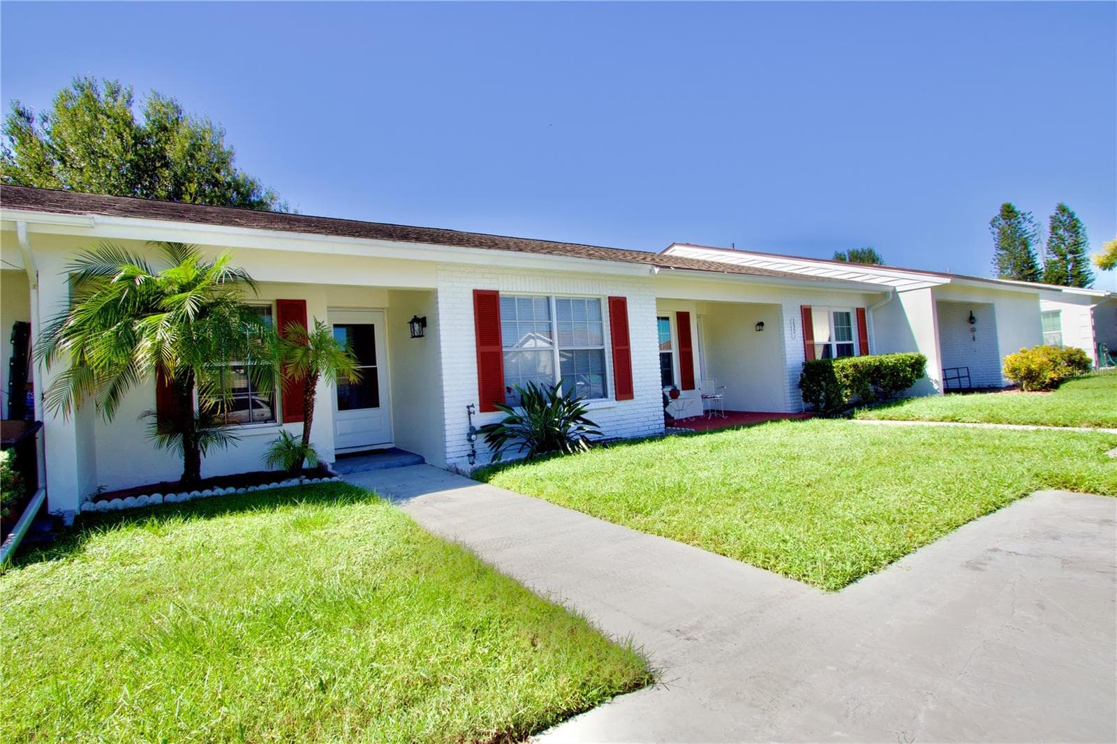 2853 FORRESTAL CT