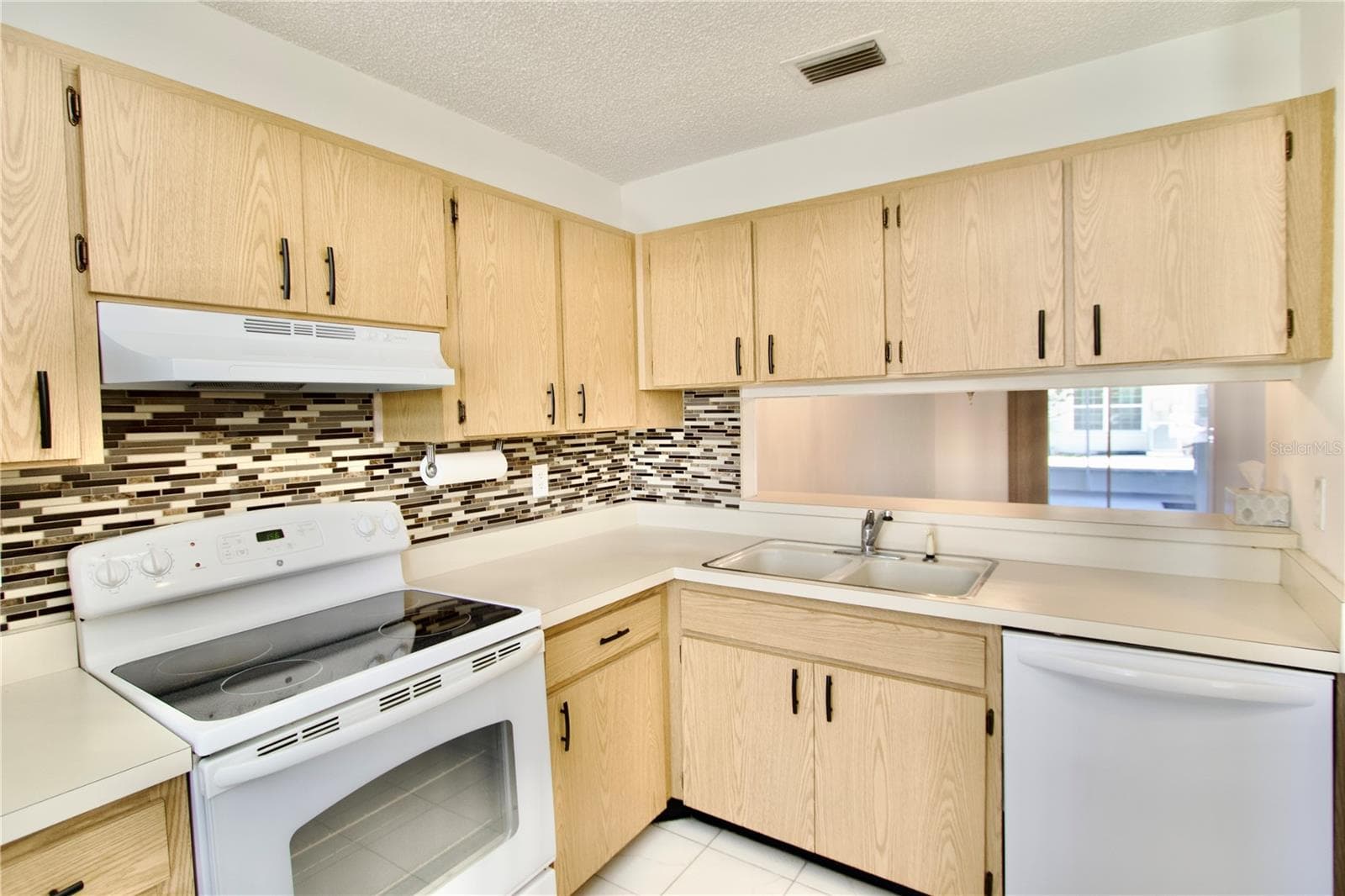 Villa at 2853 FORRESTAL CT, NEW PORT RICHEY, photo 7 of 13