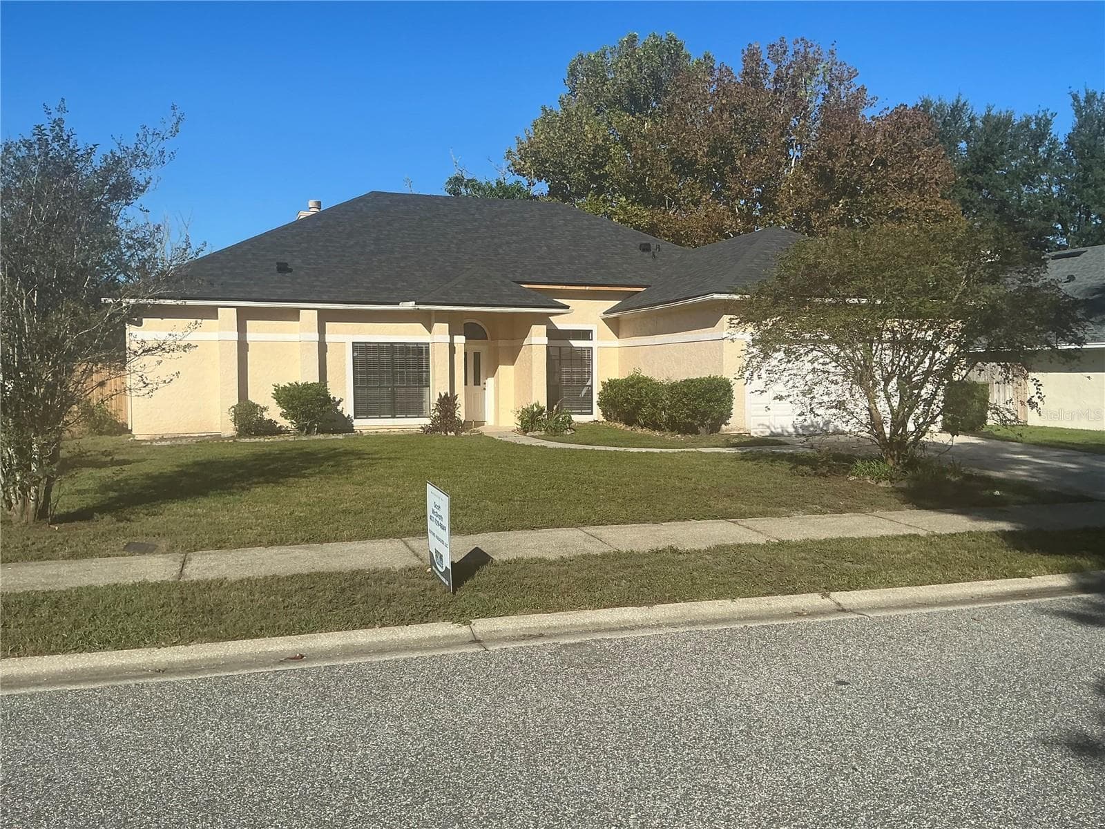 Single Family Residence at 1009 CORKWOOD DR, OVIEDO, photo 4 of 32