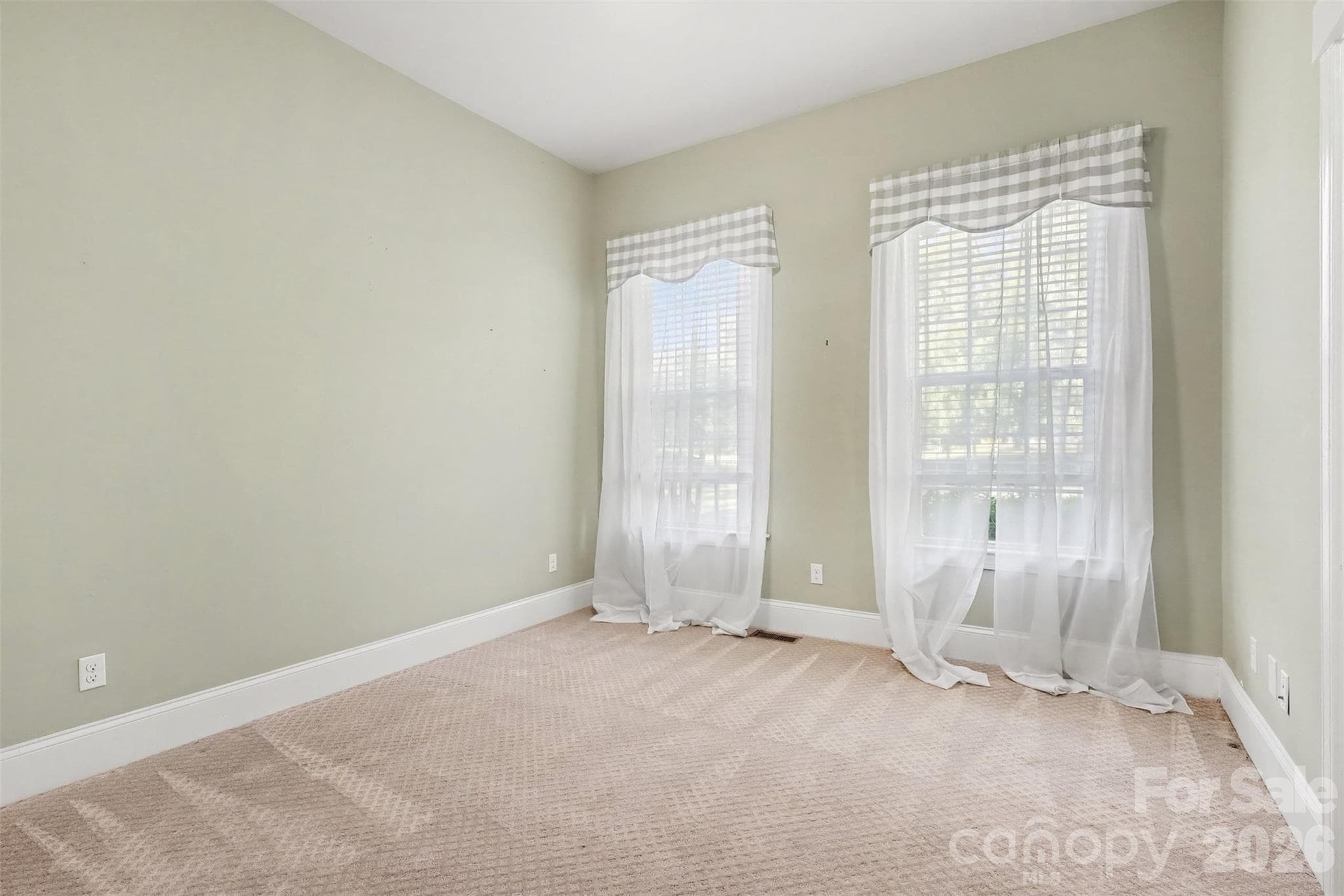 Single Family Residence at 8611 Kerns Meadow Lane, Huntersville, photo 23 of 39