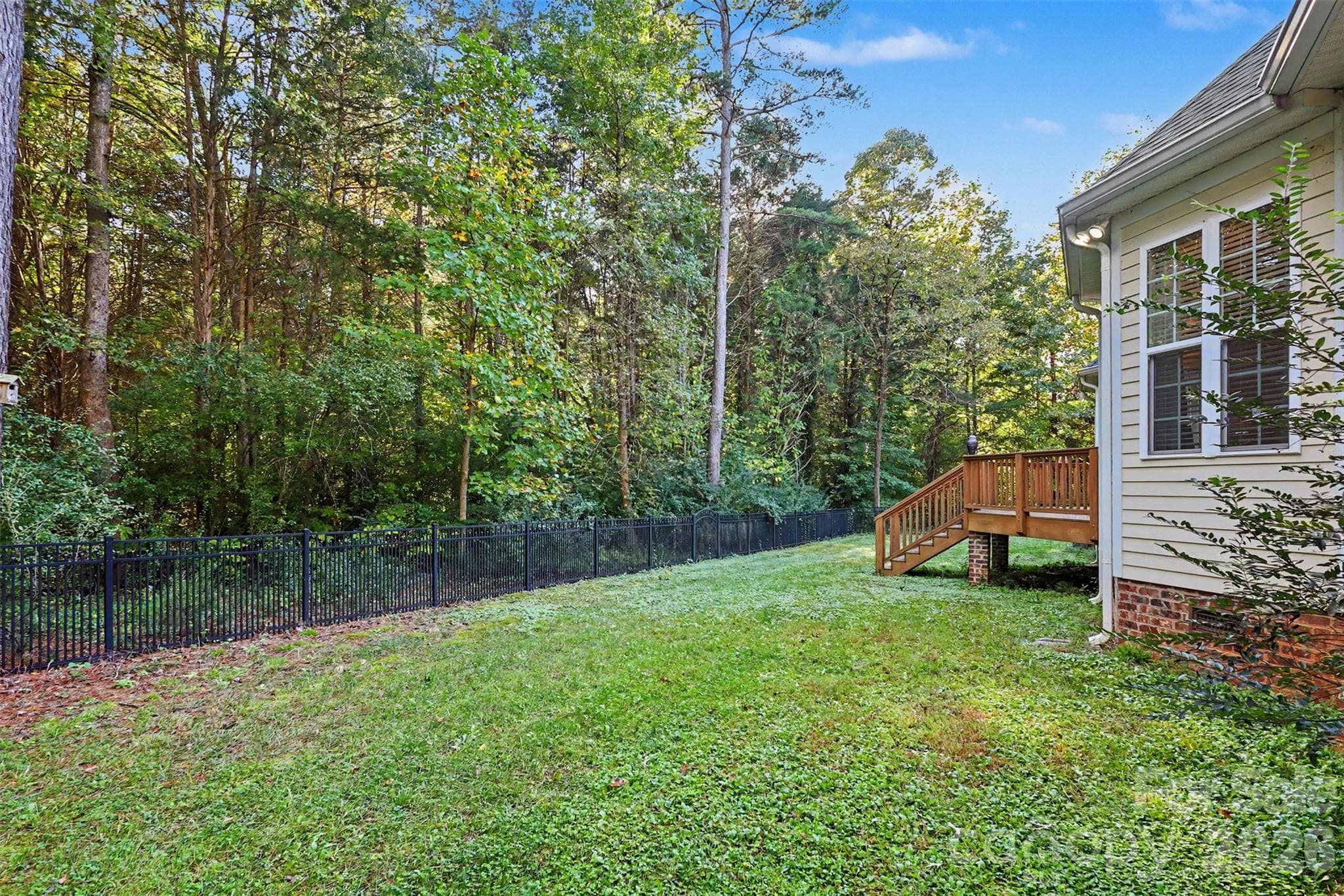 Single Family Residence at 8611 Kerns Meadow Lane, Huntersville, photo 29 of 39