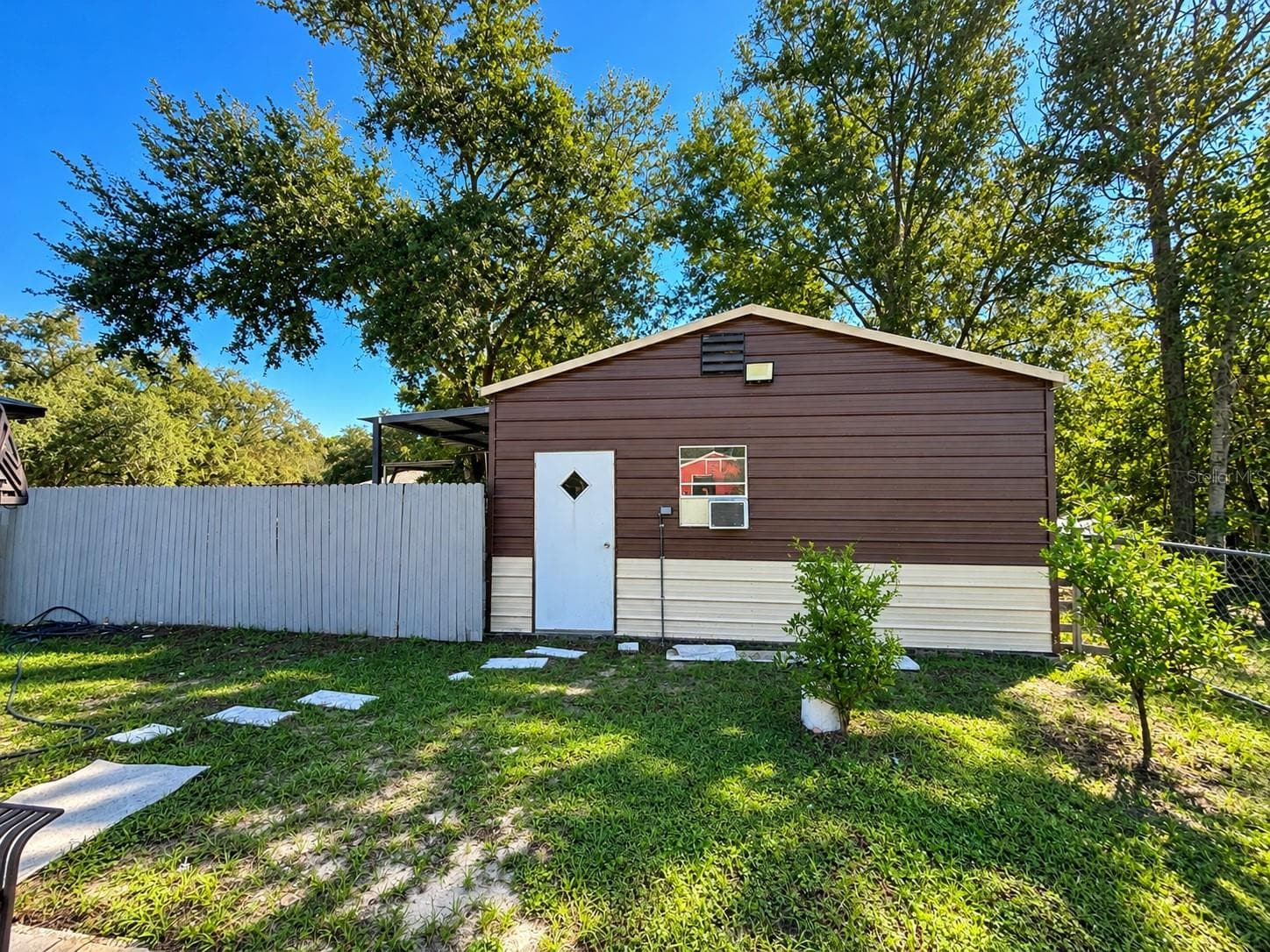 Single Family Residence at 14406 THORNWOOD TRL, HUDSON, photo 36 of 49
