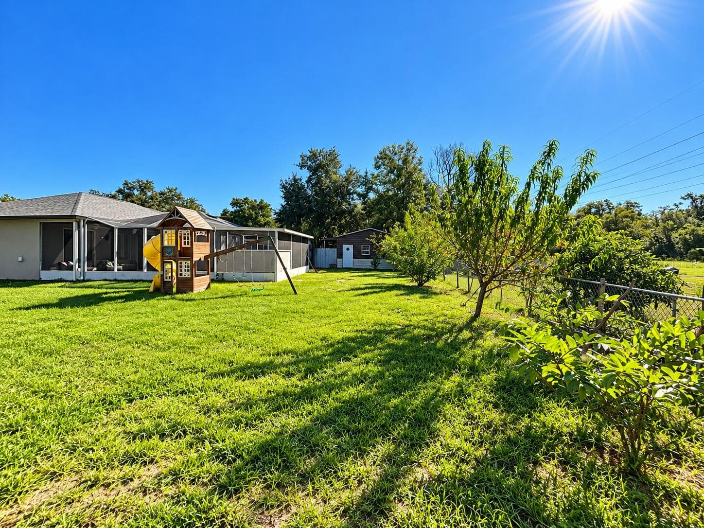 Single Family Residence at 14406 THORNWOOD TRL, HUDSON, photo 43 of 49