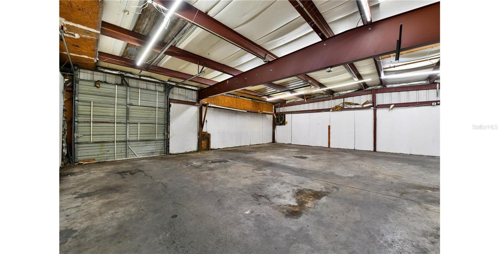 39x33 - 7810 ANDERSON RD, TAMPA