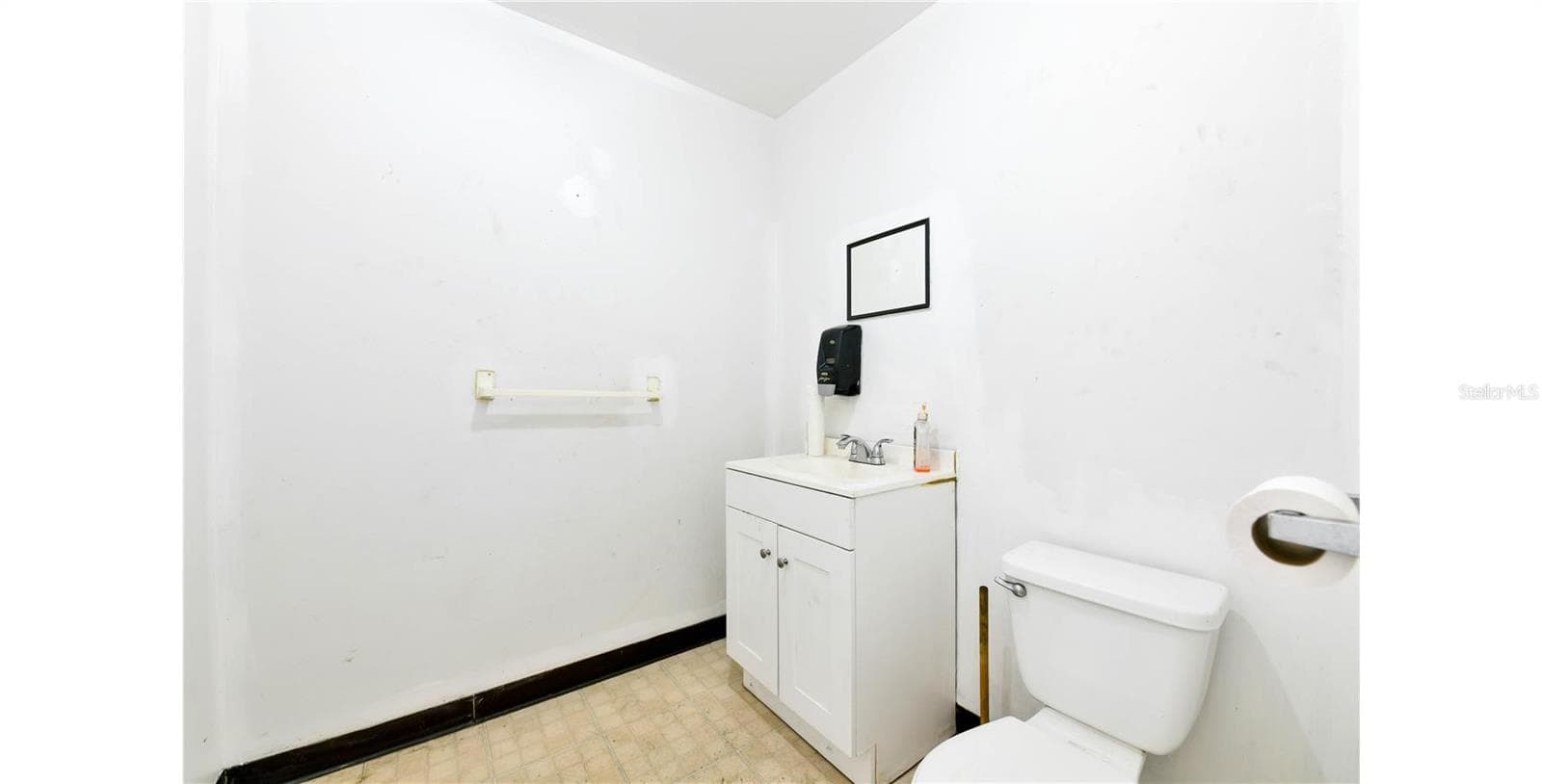 Business at 7810 ANDERSON RD, TAMPA, photo 28 of 28