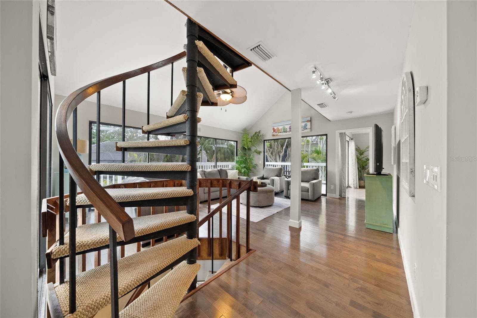 Single Family Residence at 1256 RIEGELS LANDING DR, SARASOTA, photo 13 of 40
