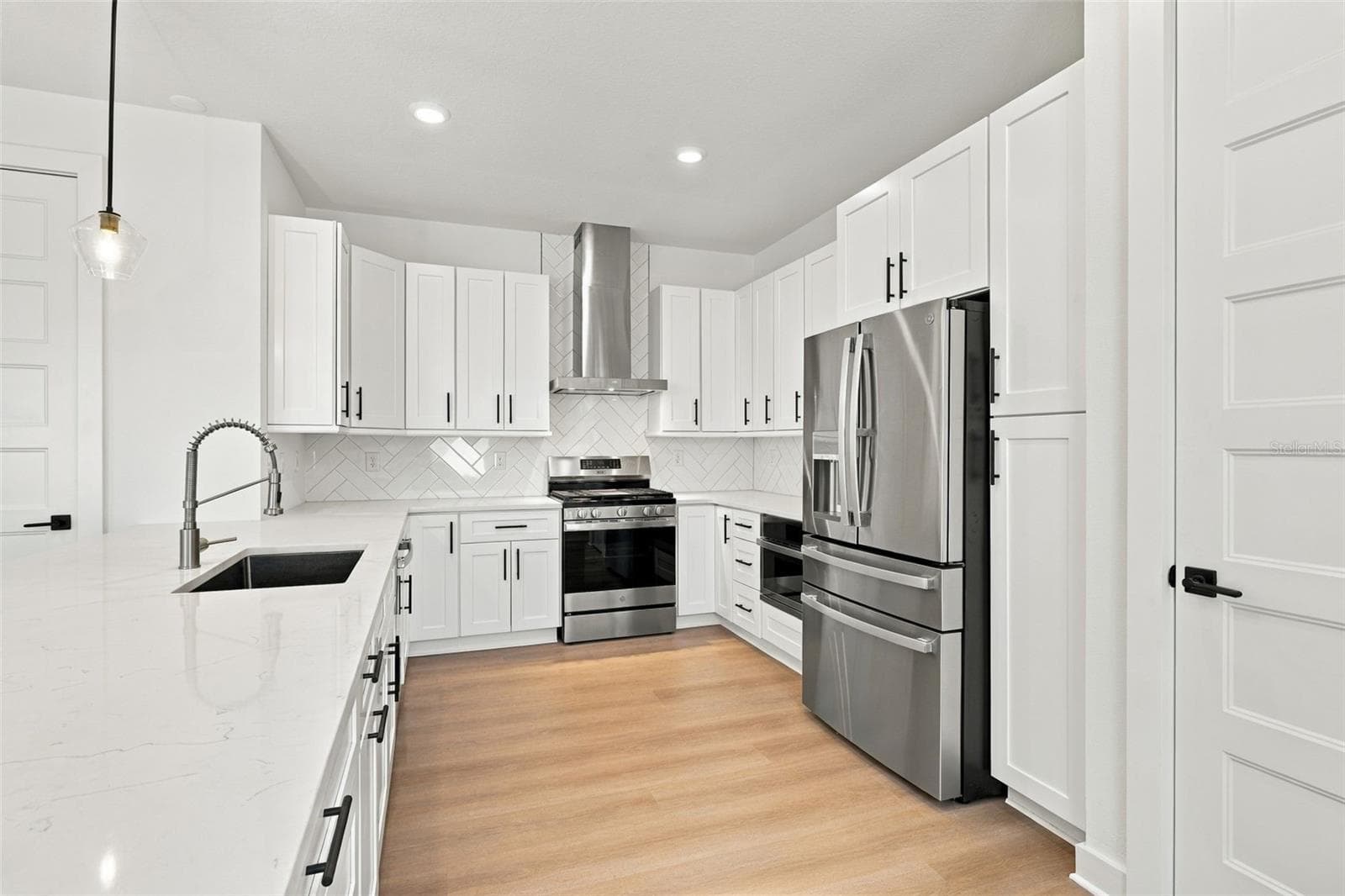 Townhouse at 2508 W GRAY ST #2, TAMPA, photo 20 of 128