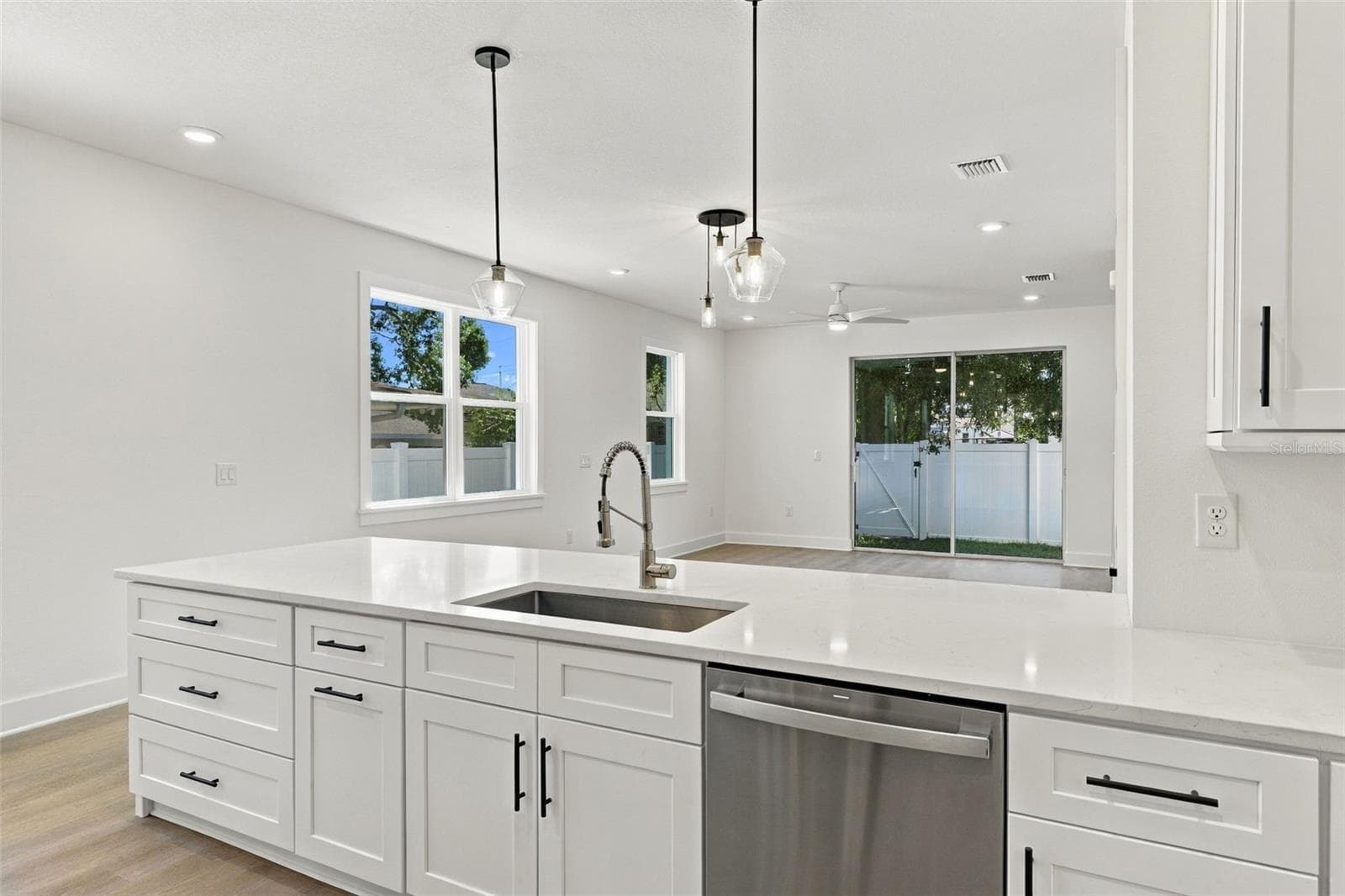 Townhouse at 2508 W GRAY ST #2, TAMPA, photo 26 of 128
