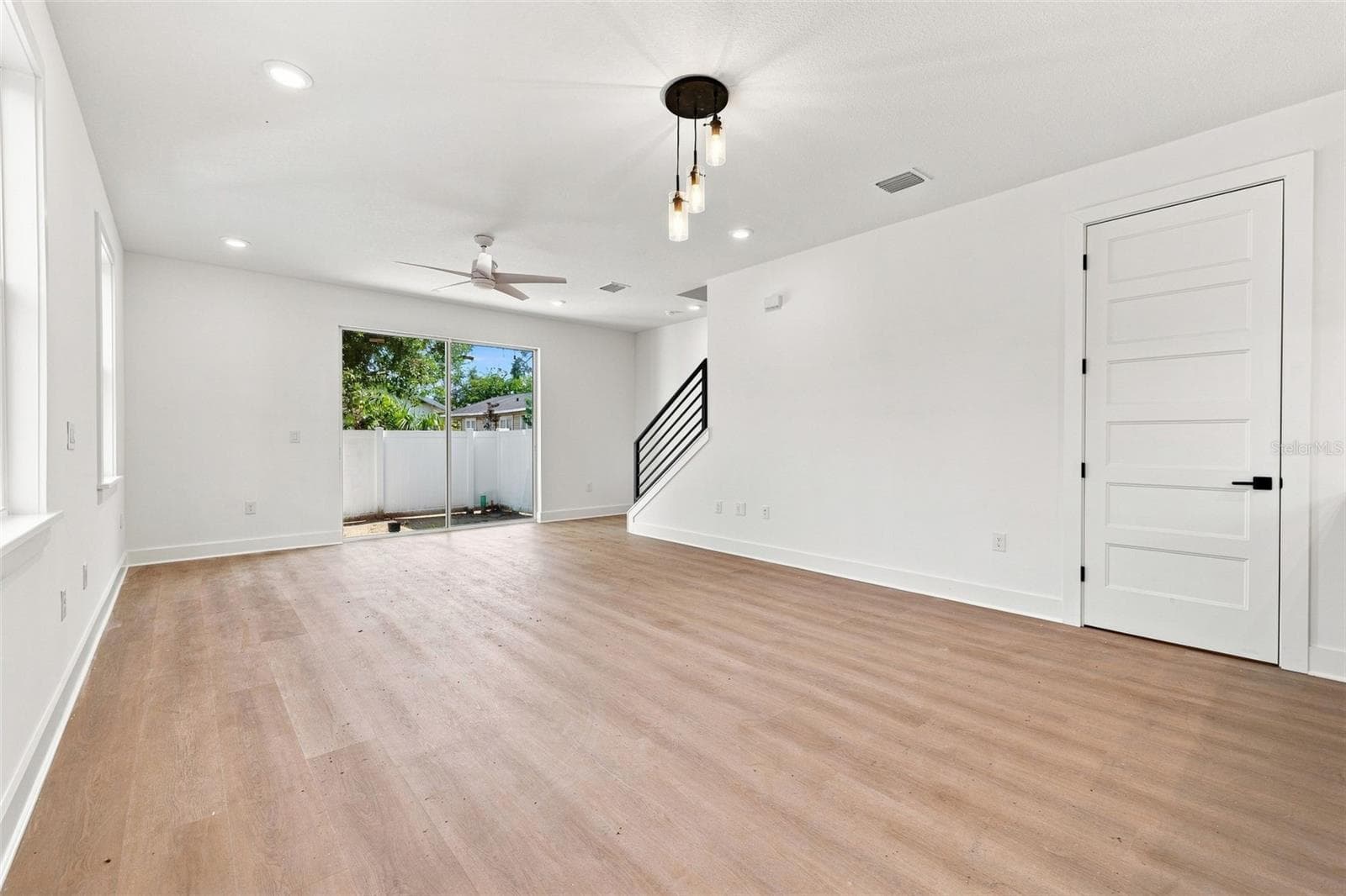 Townhouse at 2508 W GRAY ST #2, TAMPA, photo 41 of 128
