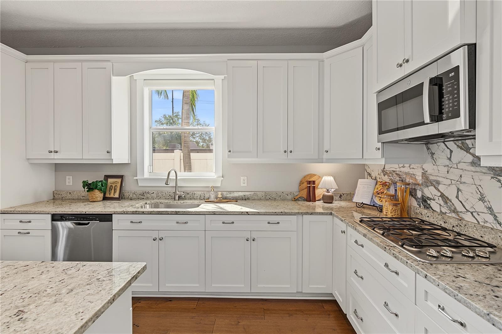 Single Family Residence at 3010 W SAN ISIDRO ST, TAMPA, photo 11 of 50