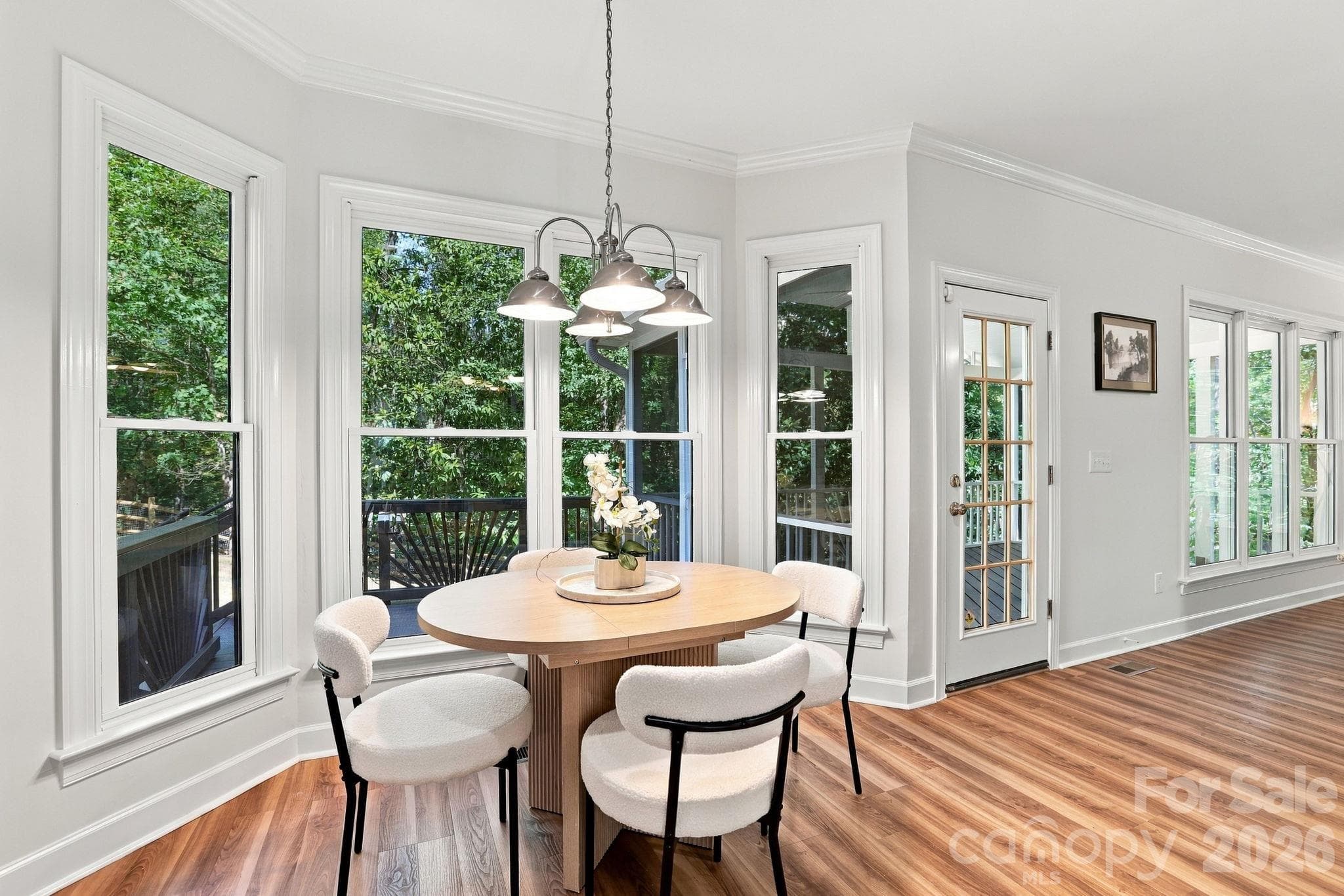 410 Whitefriars Ln Matthews 28105Breakfast Area - 410 Whitefriars Lane, Matthews