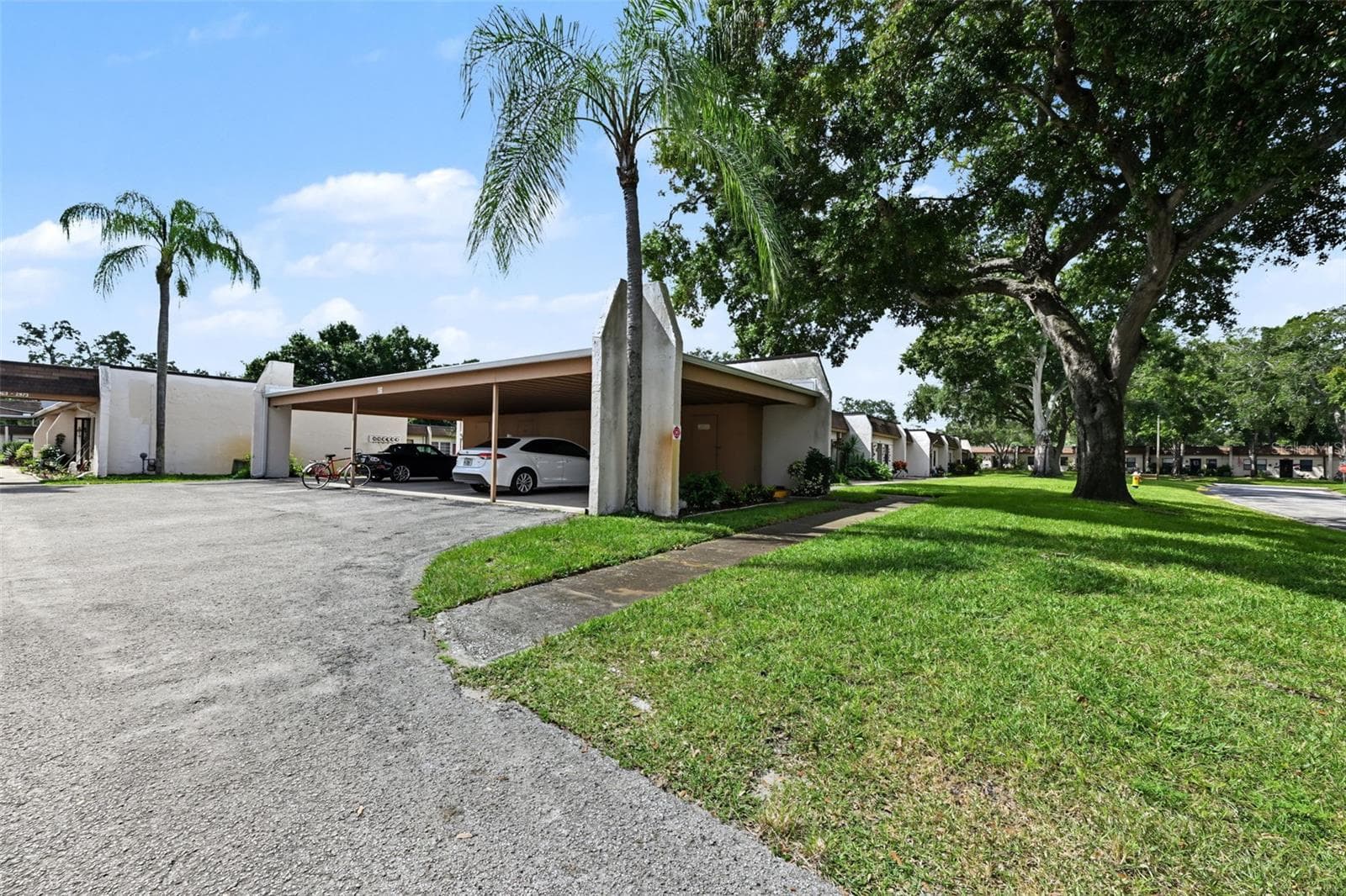 Condominium at 2957 FLINT DR S, CLEARWATER, photo 30 of 64