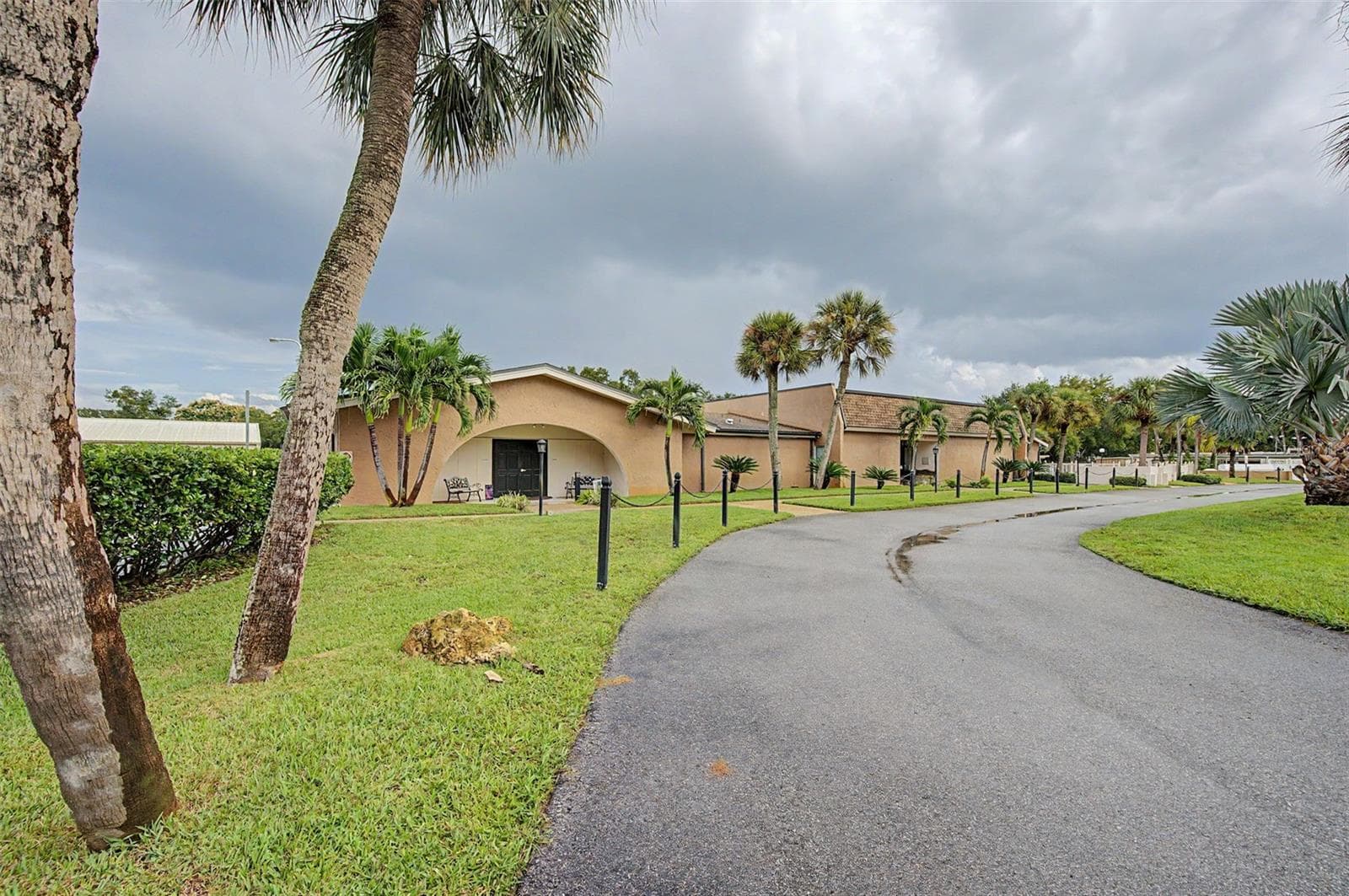 Condominium at 2957 FLINT DR S, CLEARWATER, photo 35 of 64