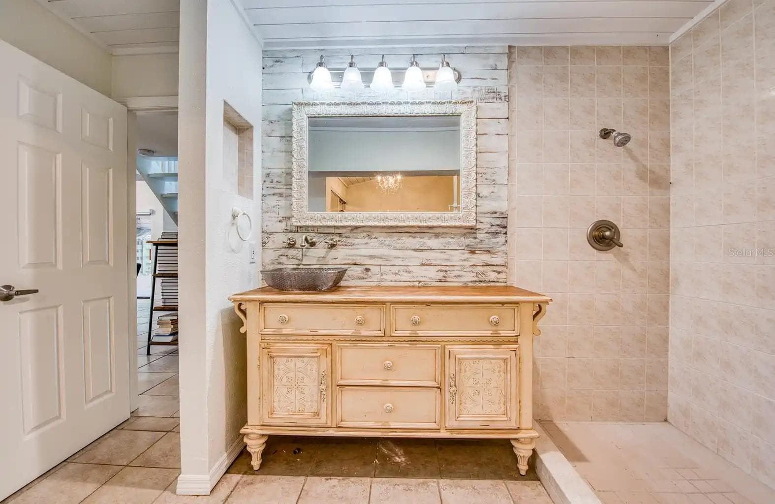 Condominium at 6313 PELICAN CREEK XING #-, ST PETERSBURG, photo 16 of 49