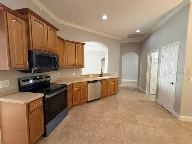 Single Family Residence at 219 TERRANOVA BLVD, WINTER HAVEN, photo 8 of 31