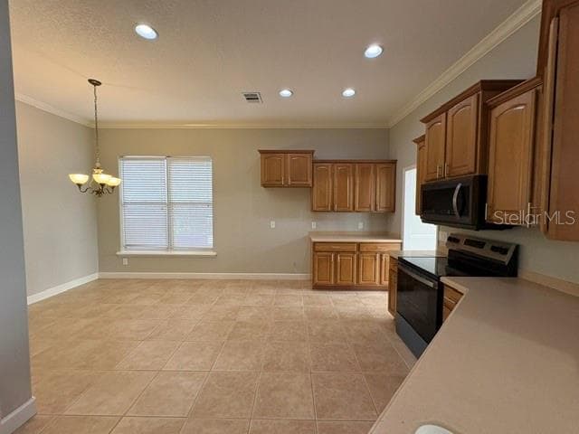 Single Family Residence at 219 TERRANOVA BLVD, WINTER HAVEN, photo 9 of 31