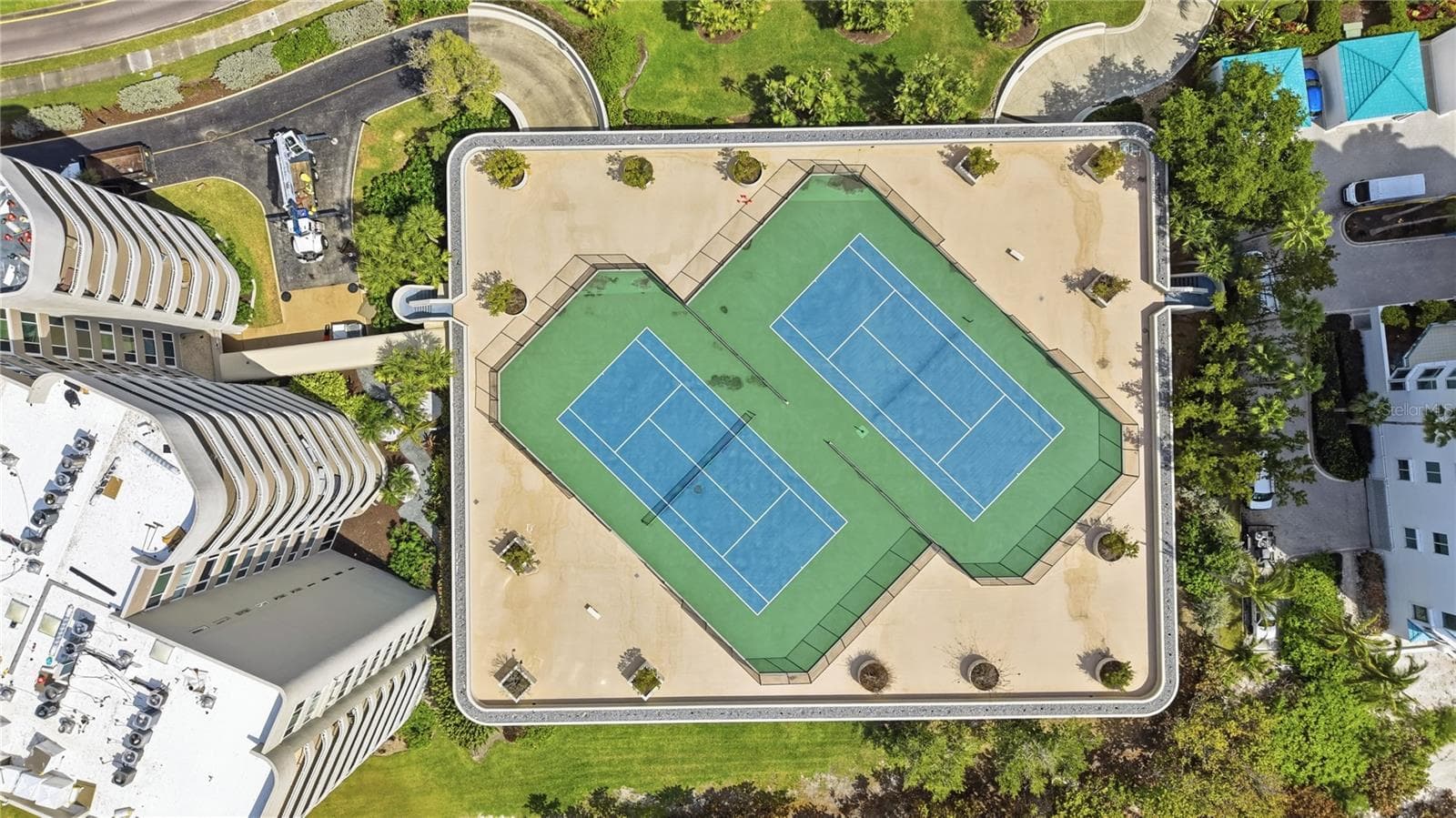 2 Tennis Courts - 775 LONGBOAT CLUB RD #304, LONGBOAT KEY
