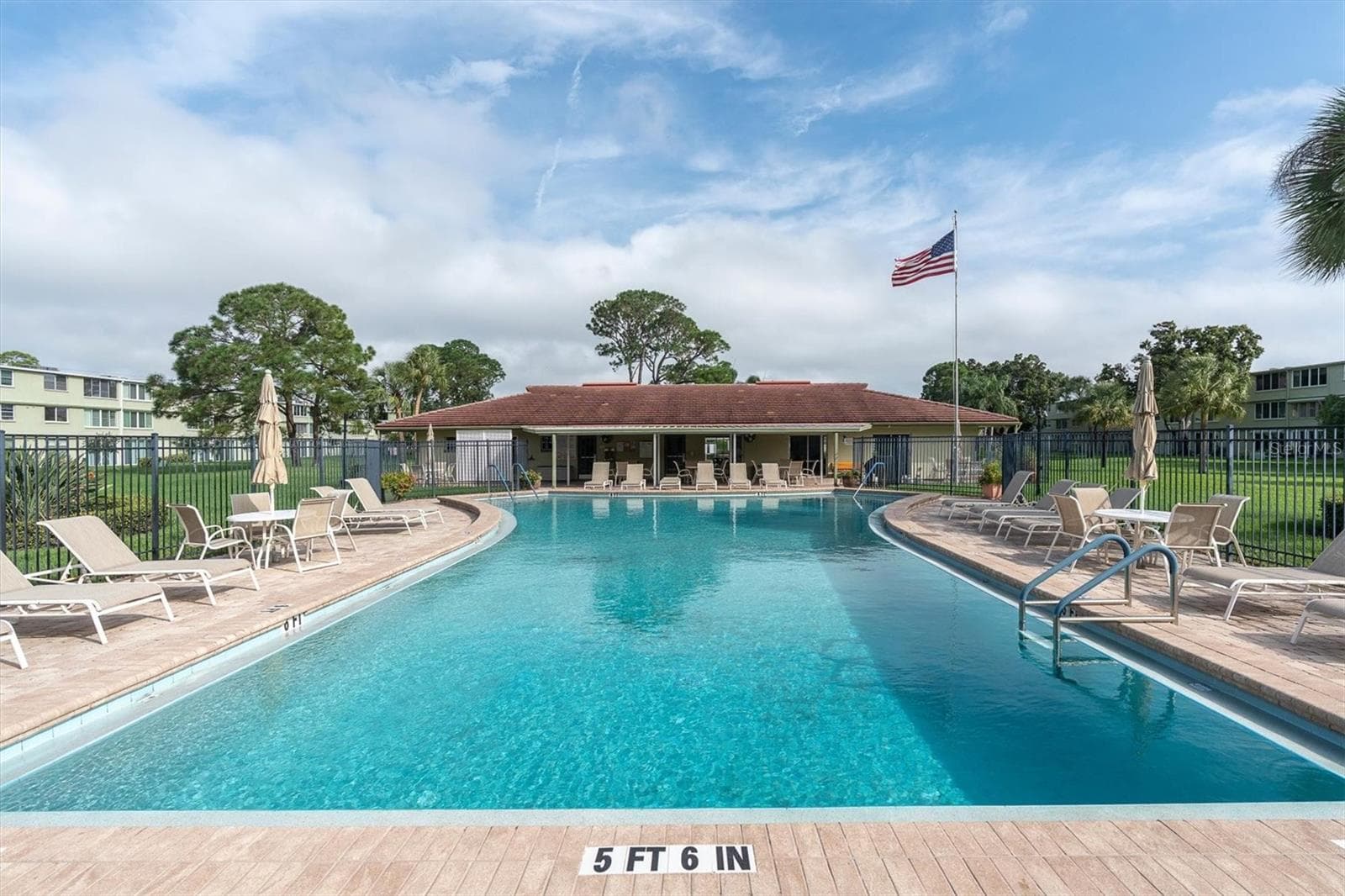 Condominium at 4885 1ST ST NE #106, ST PETERSBURG, photo 11 of 42
