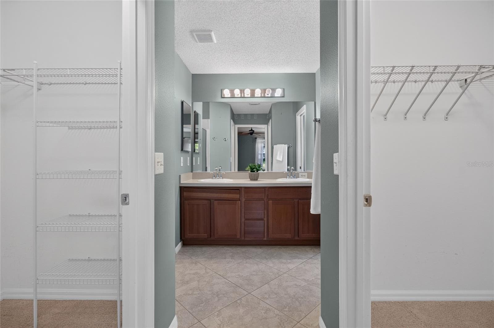 Single Family Residence at 439 ENRIGHT PL, THE VILLAGES, photo 17 of 33