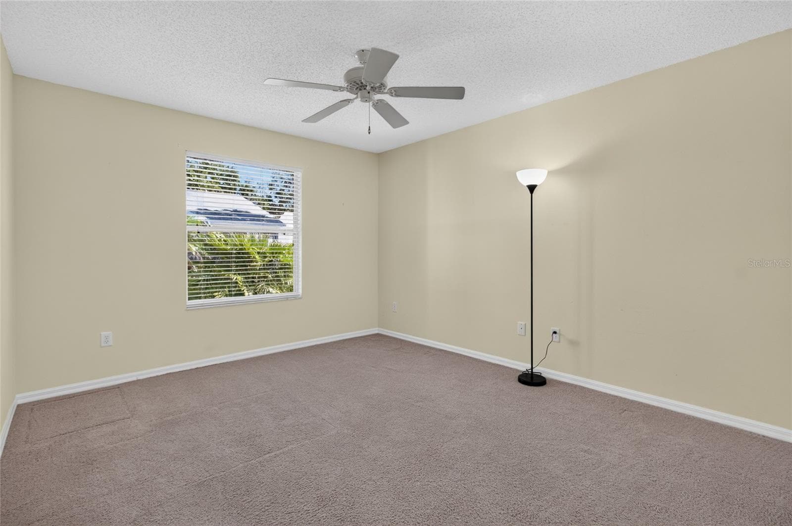 Single Family Residence at 439 ENRIGHT PL, THE VILLAGES, photo 23 of 33