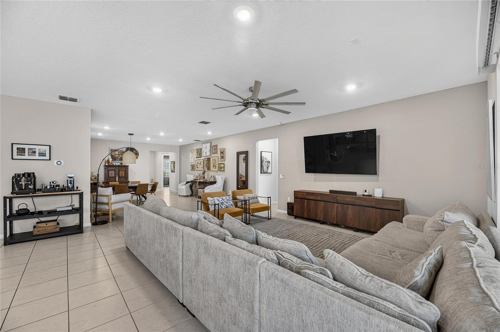 Single Family Residence at 11803 CLARE HILL AVE, RIVERVIEW, photo 29 of 93
