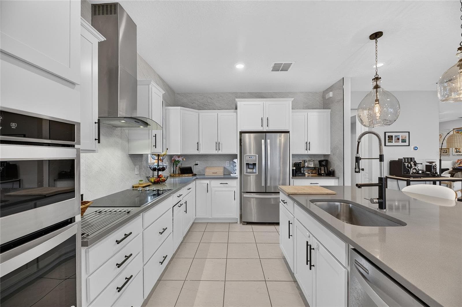 Single Family Residence at 11803 CLARE HILL AVE, RIVERVIEW, photo 37 of 93