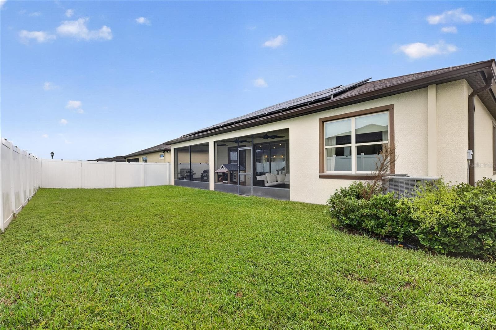 Single Family Residence at 11803 CLARE HILL AVE, RIVERVIEW, photo 68 of 93