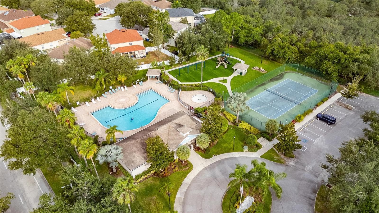 Single Family Residence at 11803 CLARE HILL AVE, RIVERVIEW, photo 88 of 93