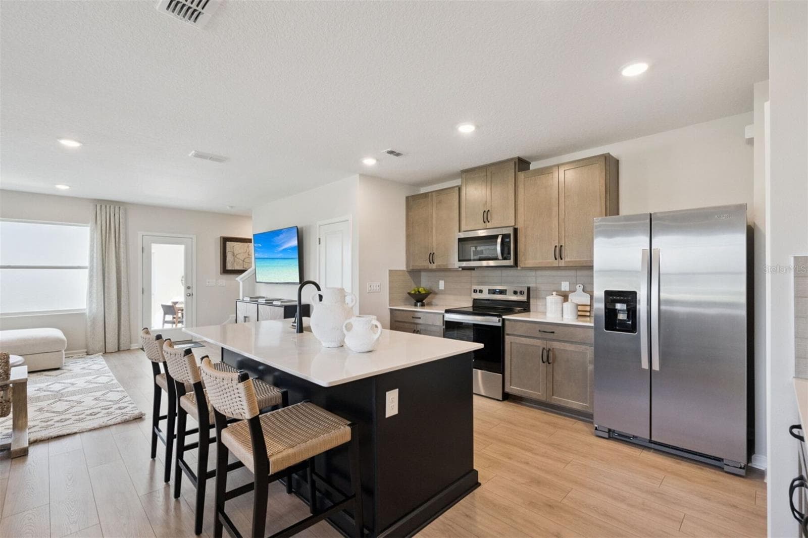 Lakeside at Satilla Zara Model Kitchen - 5030 ORINOCO LN, ST CLOUD