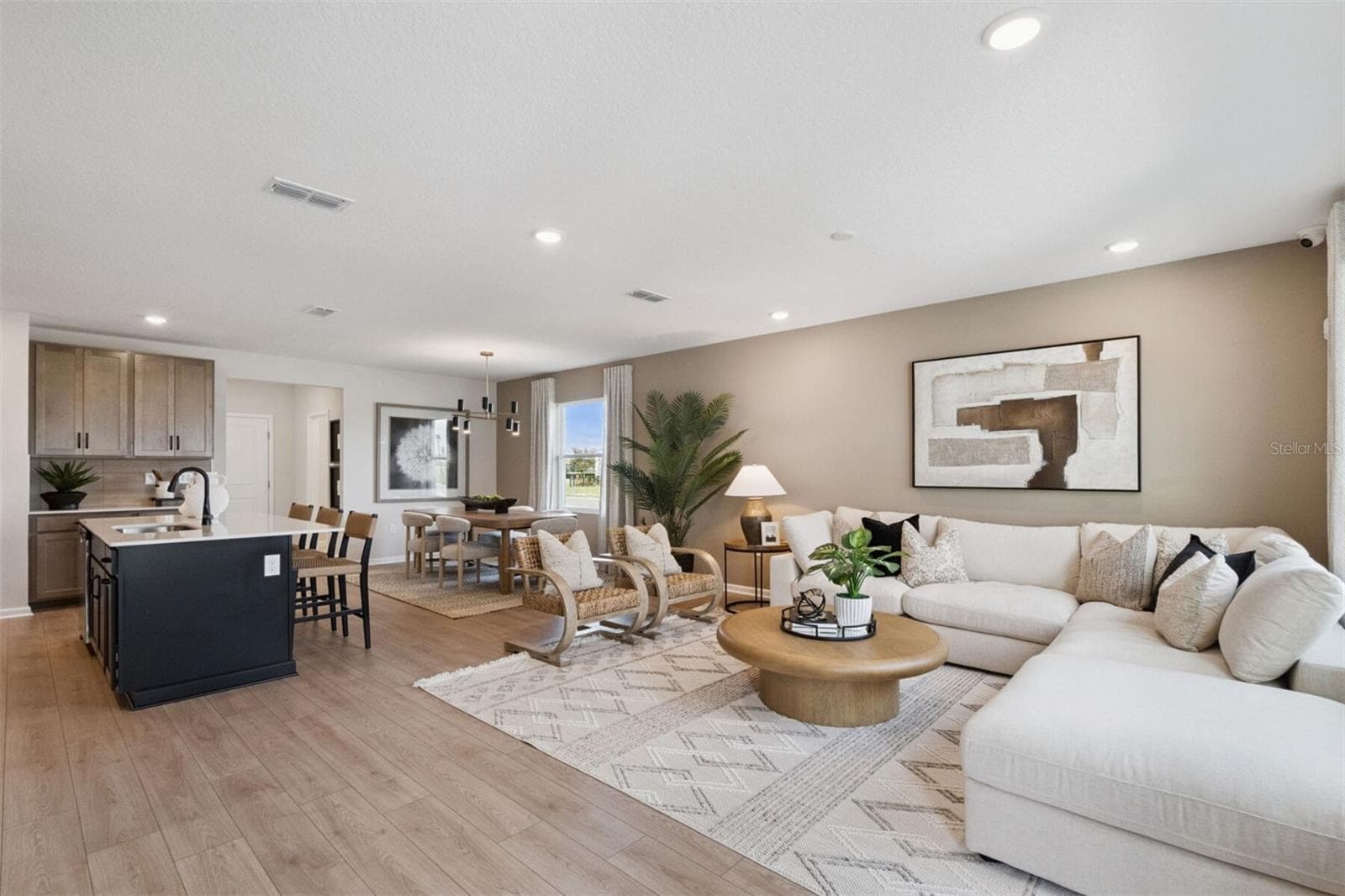 Lakeside at Satilla Zara Model Great Room - 5030 ORINOCO LN, ST CLOUD