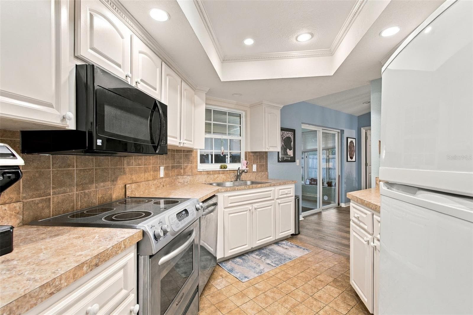 Single Family Residence at 10435 TASSEL ST, SPRING HILL, photo 12 of 65
